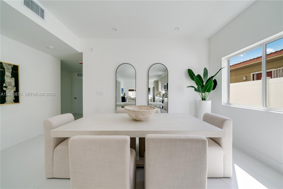 House in Miami, Florida, United States 5 - 17282086