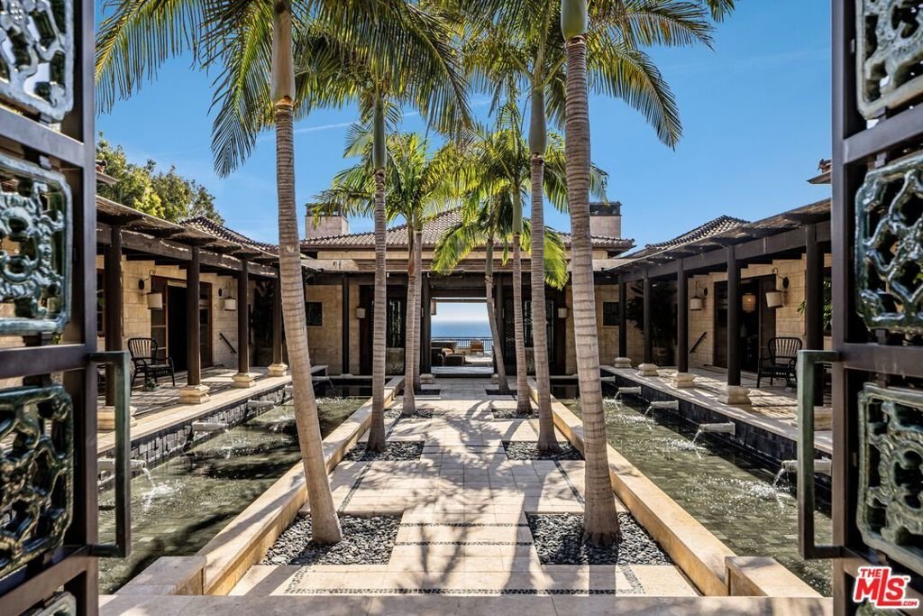 House in Malibu, California, United States 5 - 17282011