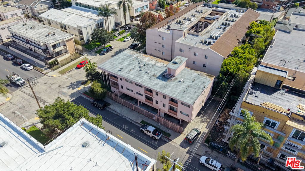 Los Angeles, California, United States 2 - 17284747