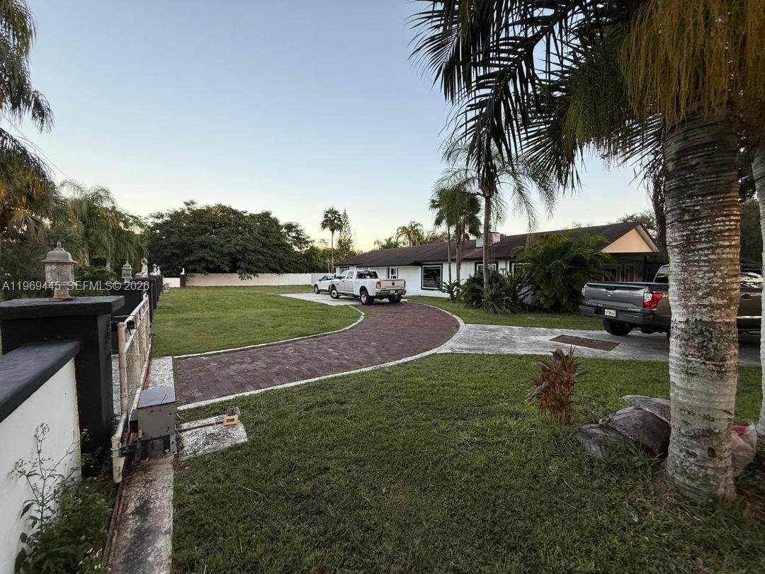 House in Miami, Florida, United States 3 - 17282105