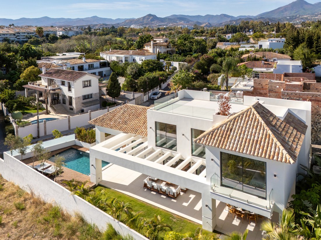 Villa in San Pedro de Alcantara, Andalusia, Spain 4 - 17283508