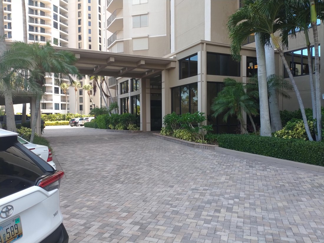 Condo in Marco Island, Florida, United States 4 - 17282218