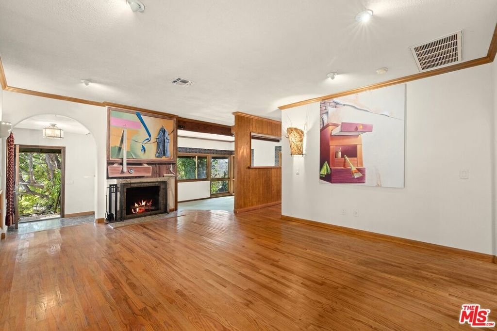 House in Los Angeles, California, United States 3 - 17282021