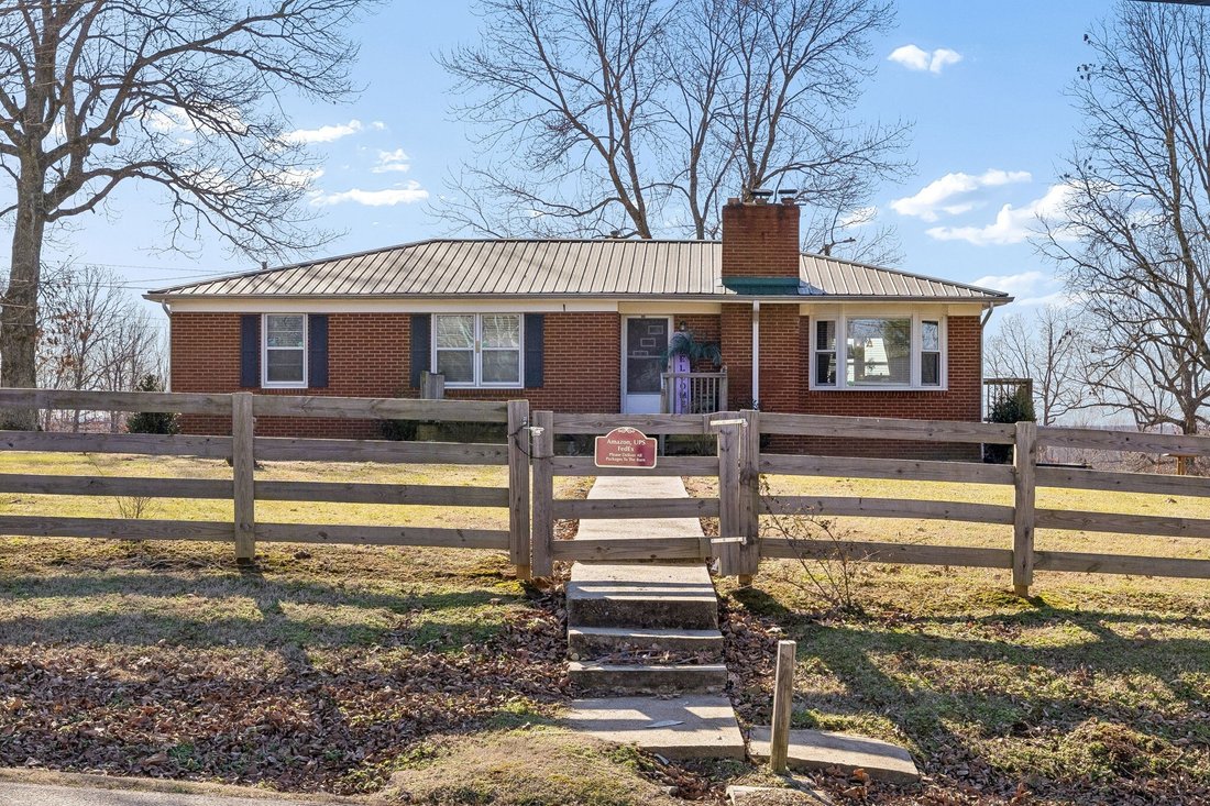 House in Dickson, Tennessee, United States 1 - 17284684