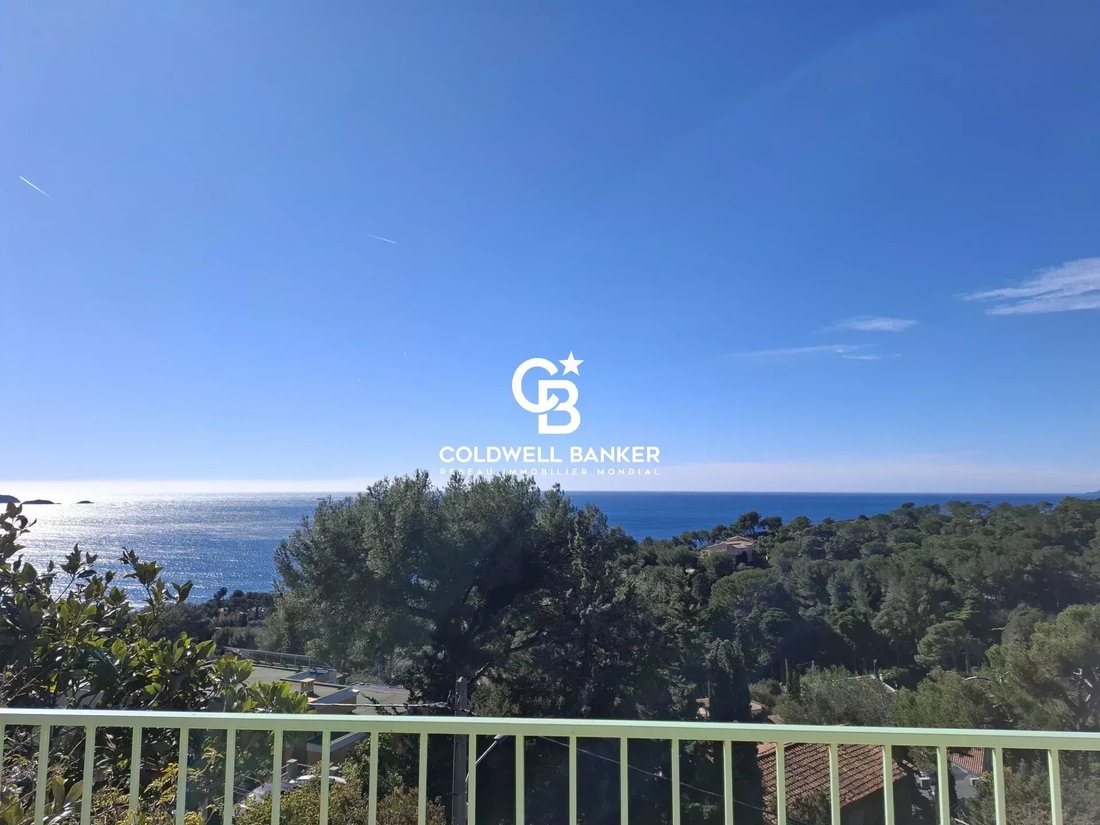 House in Centre Ville, Carqueiranne, France 4 - 17283766