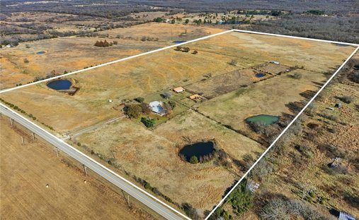 House in Okemah, Oklahoma, United States 1