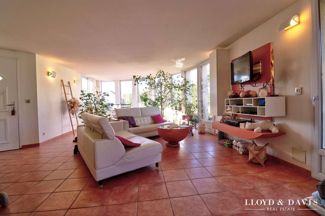 House in Drumettaz-Clarafond, Auvergne-Rhône-Alpes, France 2 - 17284385