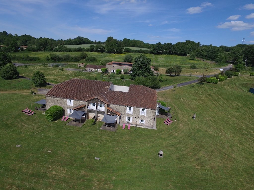 Estate in Availles-Limouzine, Nouvelle-Aquitaine, France 3 - 17283878