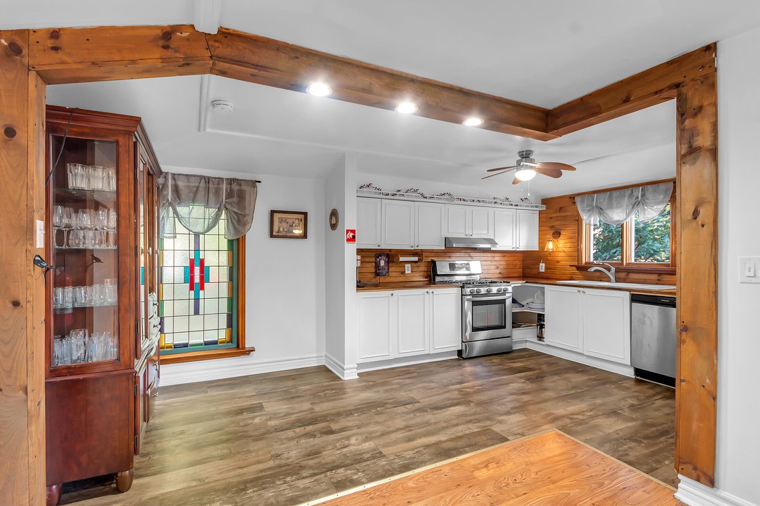 House in Kawartha Lakes, Ontario, Canada 3 - 17281698