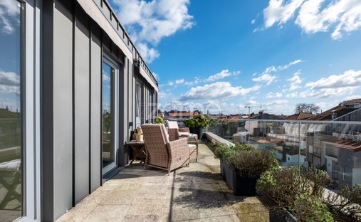 Apartment in Cedofeita, Santo Ildefonso, Se, Miragaia, Sao Nicolau e Vitoria, Porto District, Portugal 1