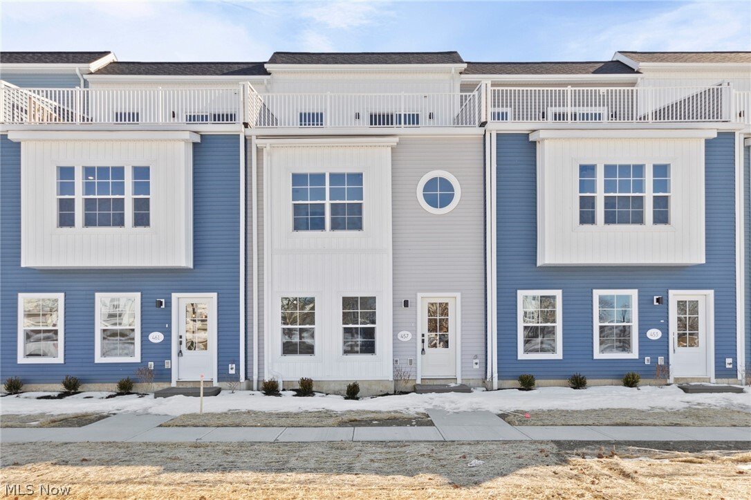 Townhouse in Lorain, Ohio, United States 3 - 17282137
