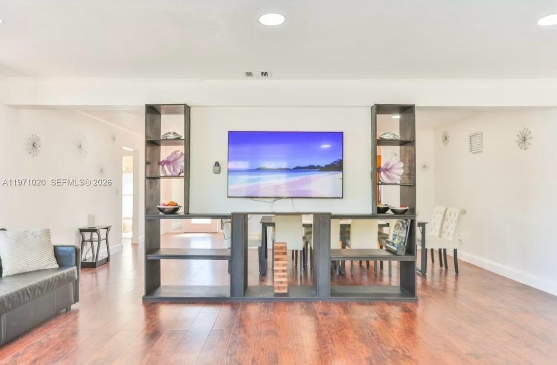 House in Aventura, Florida, United States 3 - 17284837