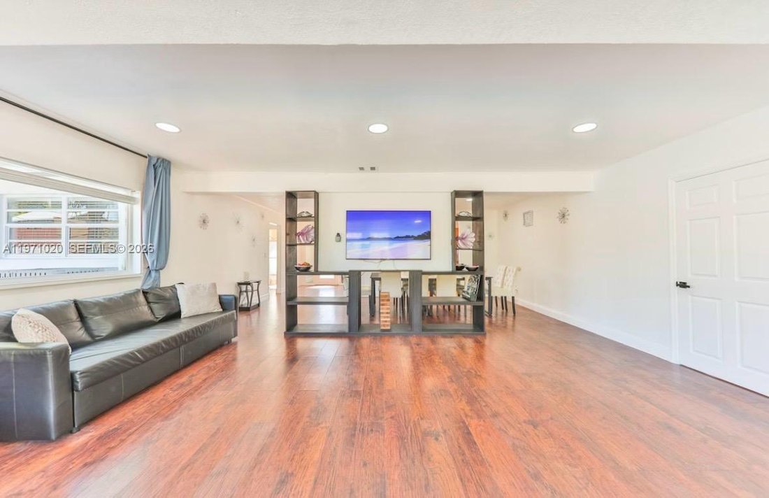 House in Aventura, Florida, United States 5 - 17284837