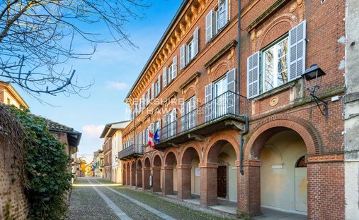 Villa a Poirino, Piemonte, Italia 1