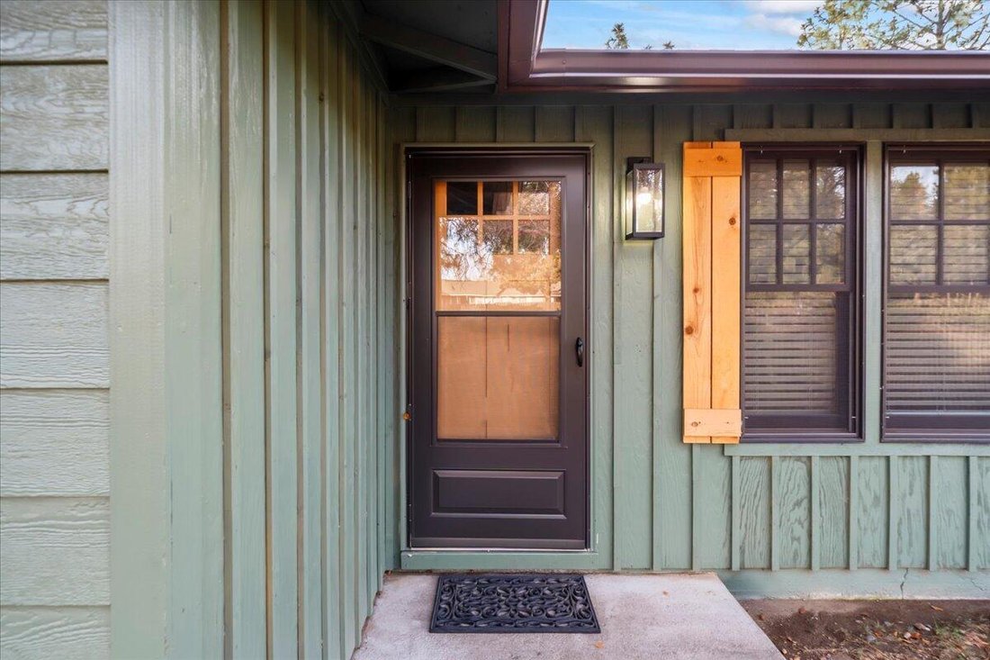 House in Bend, Oregon, United States 3 - 17282767