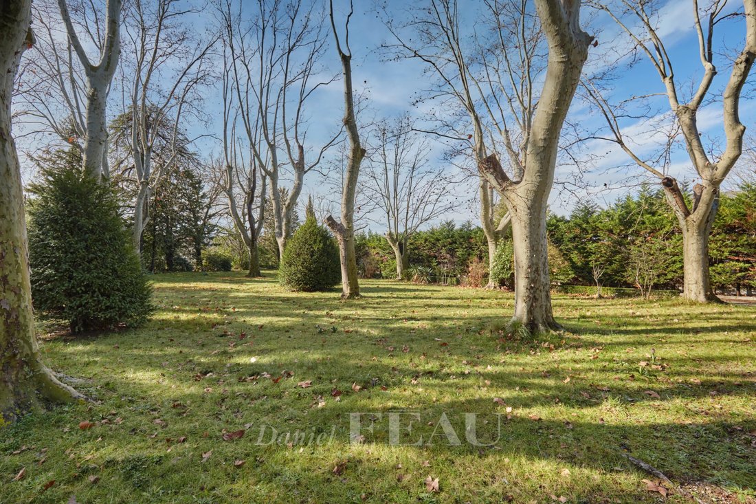 Estate in Grand Sud- Aix la Duranne, Aix-en-Provence, France 4 - 17281345