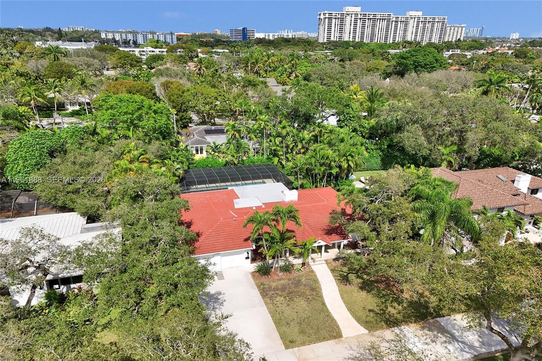 House in Miami, Florida, United States 5 - 17282084
