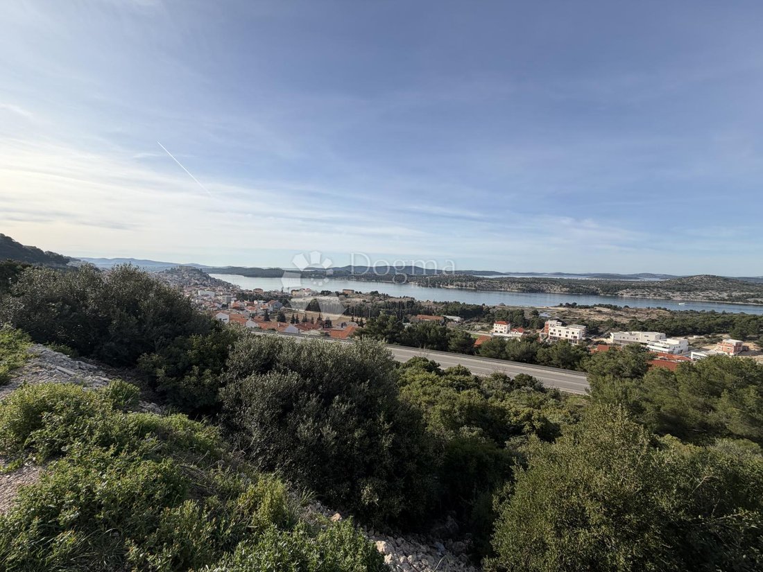 Land in Gradska cetvrt Grada, Sibenik, Sibenik-Knin County 2 - 17283692