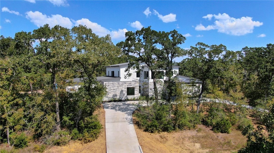 House in College Station, Texas, United States 4 - 17283435
