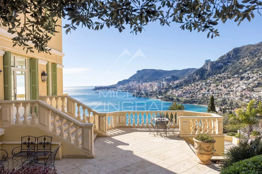 Estate in French Riviera, Provence-Alpes-Côte d'Azur, France 1 - 16733895