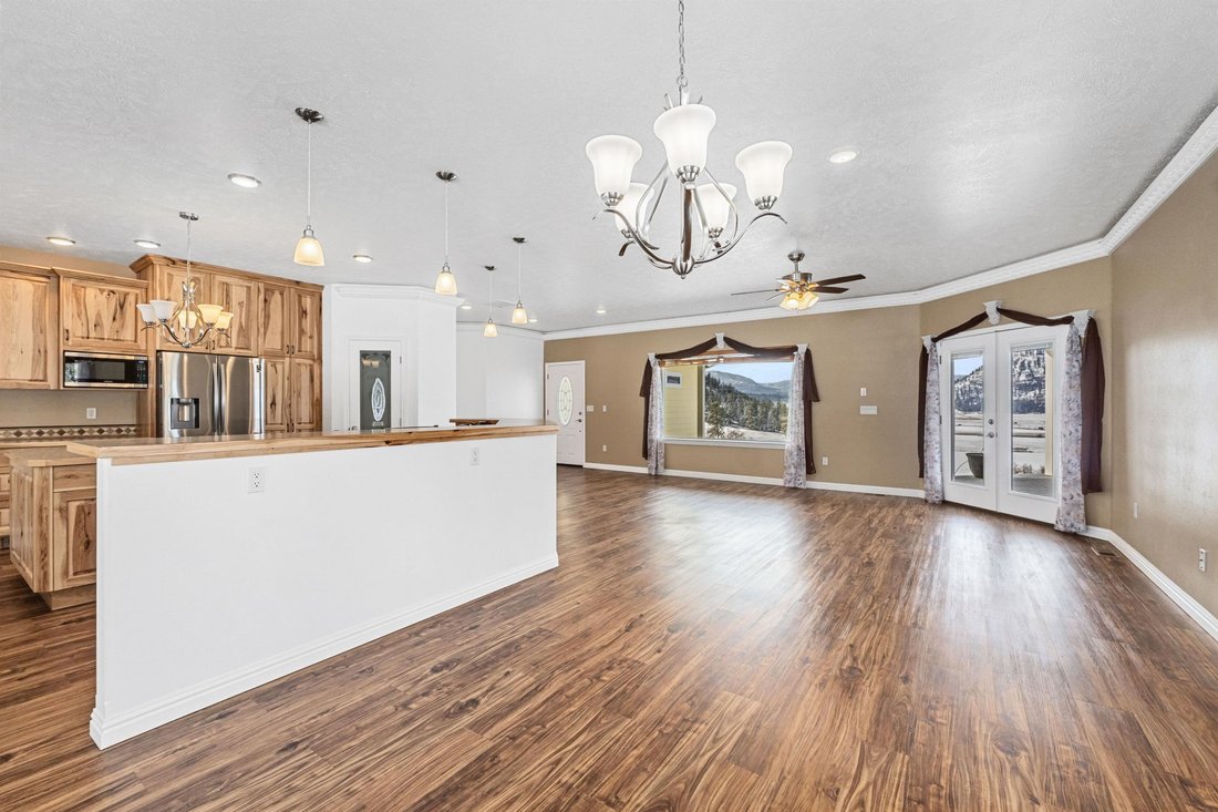 House in Valley, Washington, United States 4 - 17281928