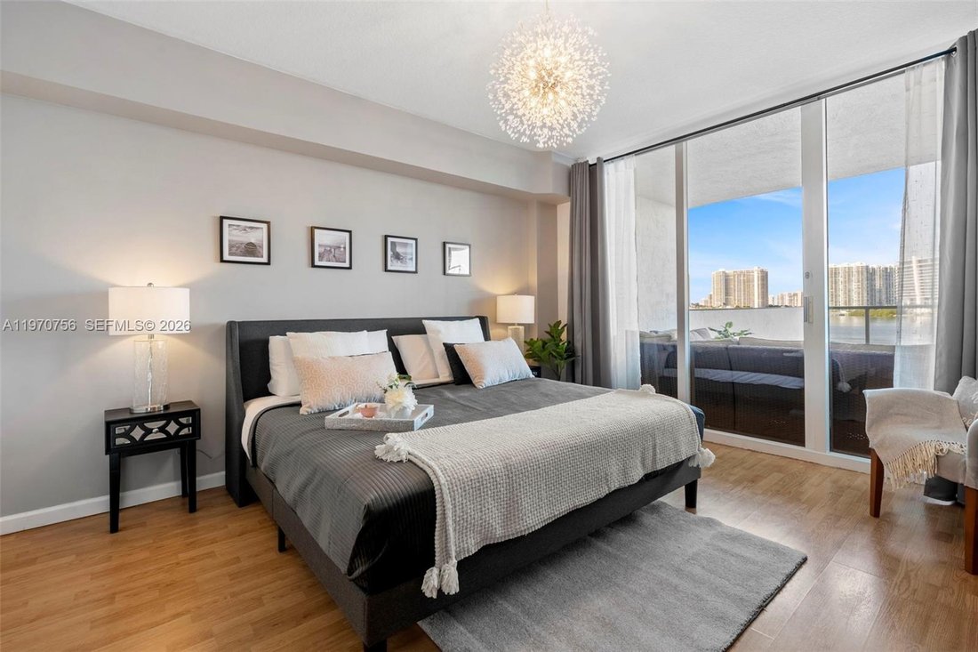 Condo in Sunny Isles Beach, Florida, United States 2 - 17282064