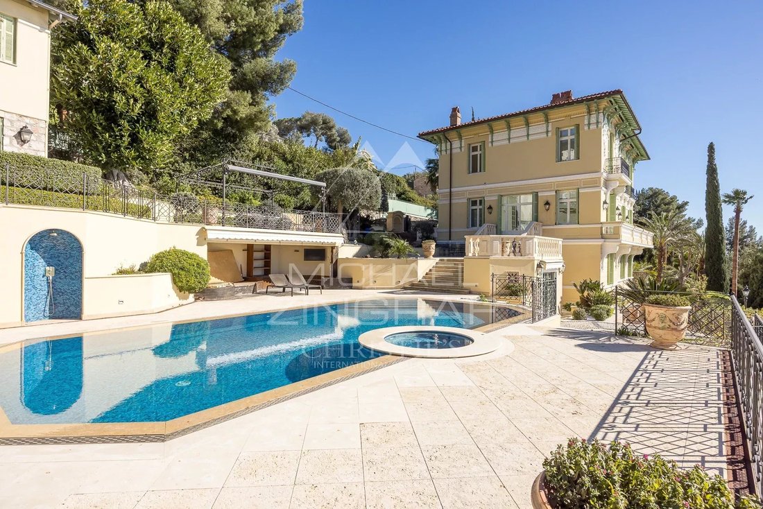 Estate in French Riviera, Provence-Alpes-Côte d'Azur, France 3 - 16733895