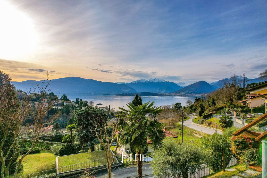 Villa in Laveno-Mombello, Lombardy, Italy 3 - 17285128