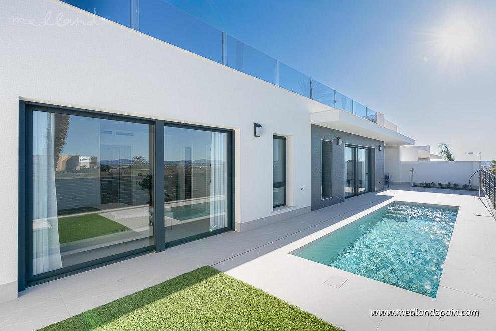 Villa in Torrevieja, Valencian Community, Spain 1 - 15195856