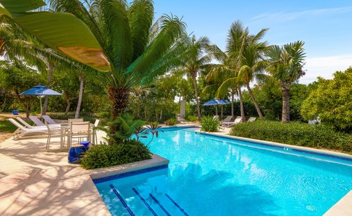 Condo in Grace Bay, Caicos Islands, Turks and Caicos Islands 1