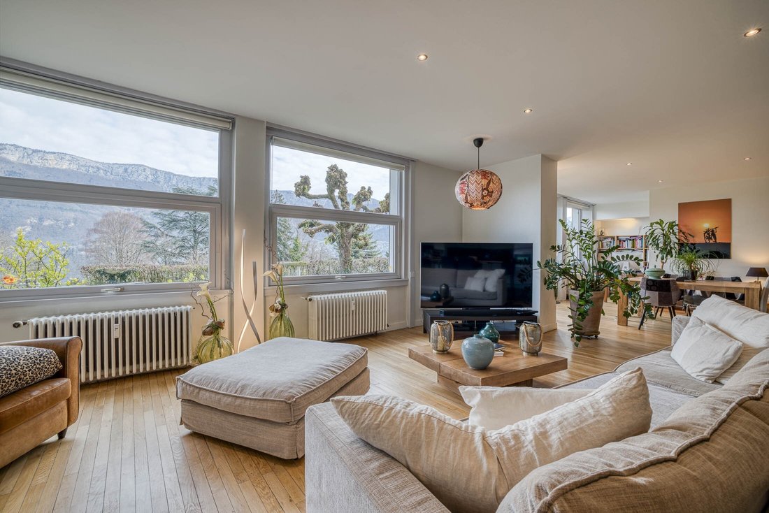 Apartment in Sévrier, Auvergne-Rhône-Alpes, France 1 - 17285074