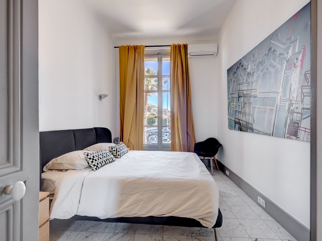 Apartment in Saint Nicolas, Cannes, France 4 - 17285047