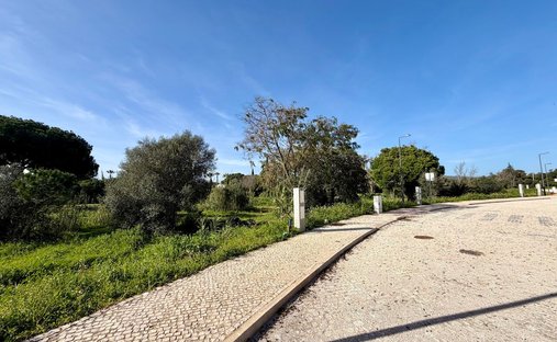 Land in Quarteira, Algarve, Portugal 1