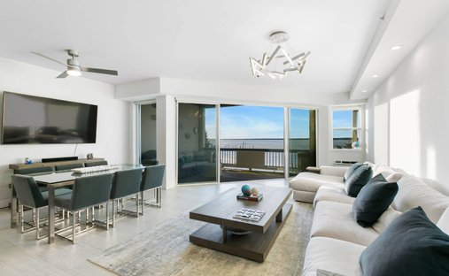 Condo in Westhampton Beach, New York, United States 1