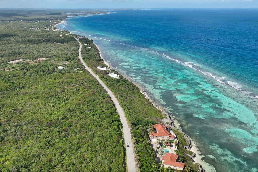 Land in East End, East End, Cayman Islands 5 - 13130050