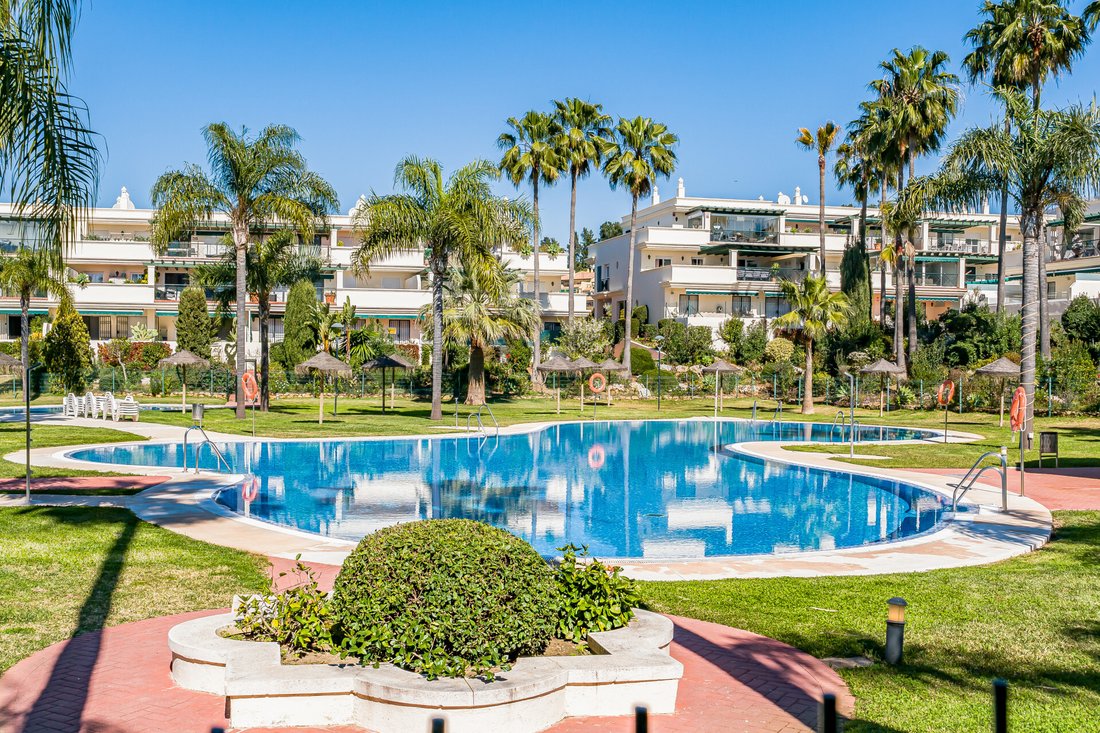 Apartamento en Nueva Andalucía, Marbella, España 1 - 17285270
