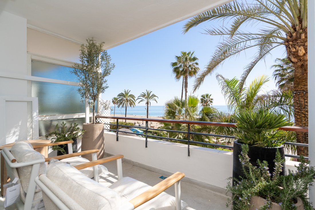 Apartment in Estepona, Andalusia, Spain 2 - 16400350