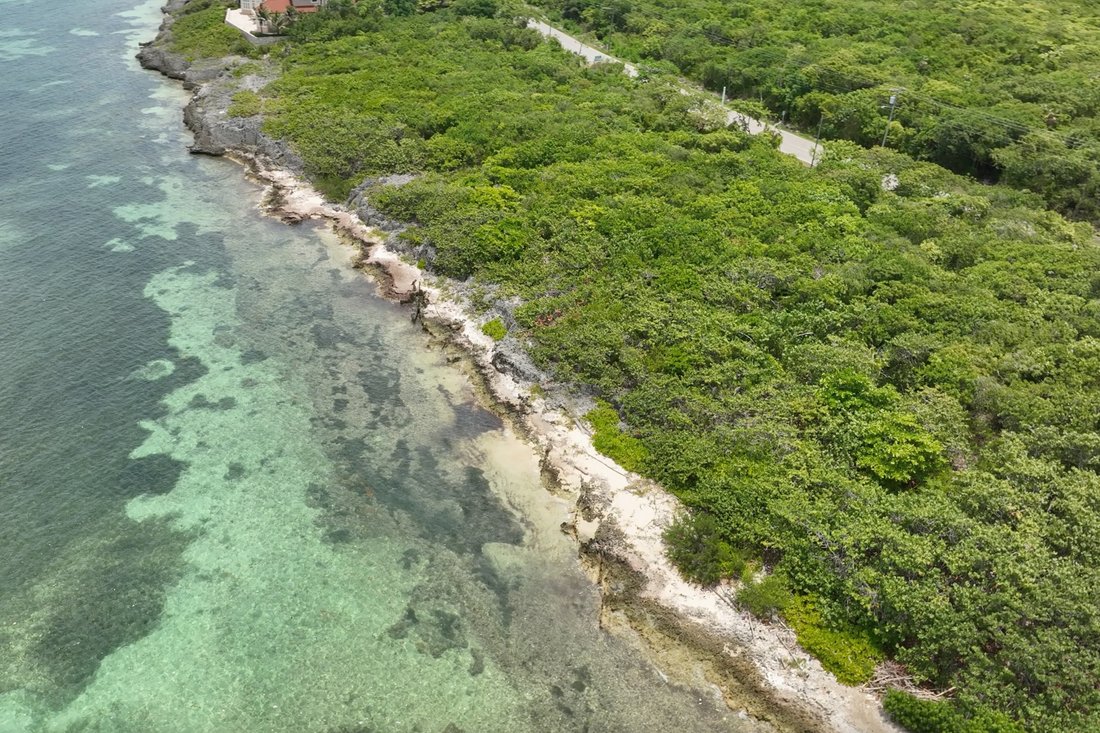Land in East End, East End, Cayman Islands 2 - 13343033
