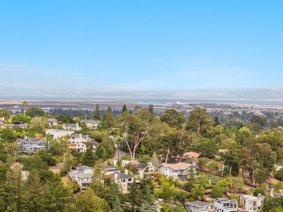 Land in Emerald Hills, California, United States 1 - 17285179