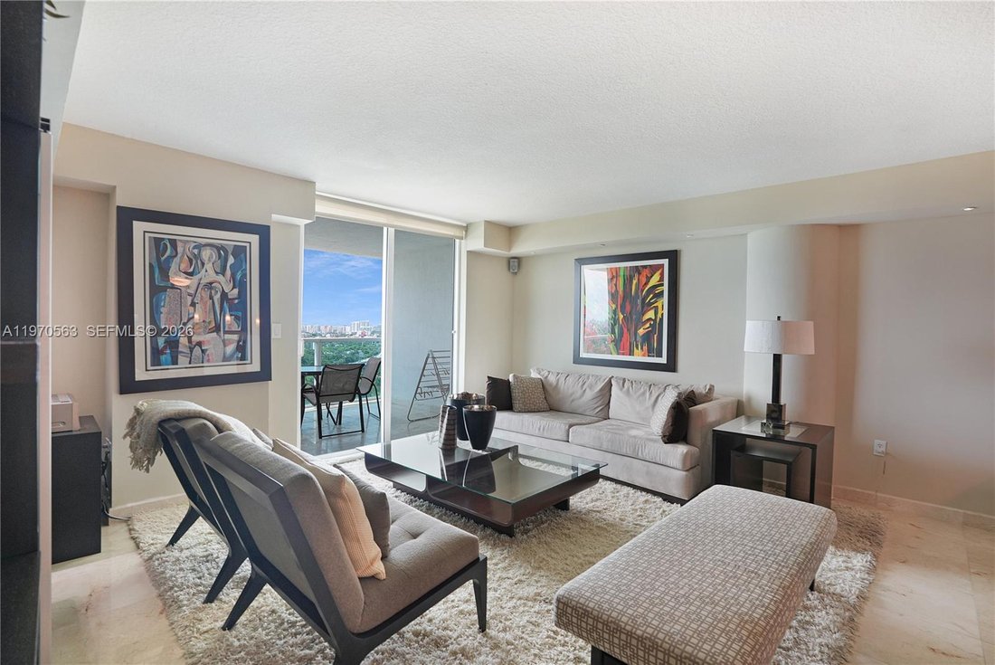Condo in Miami, Florida, United States 5 - 17285336