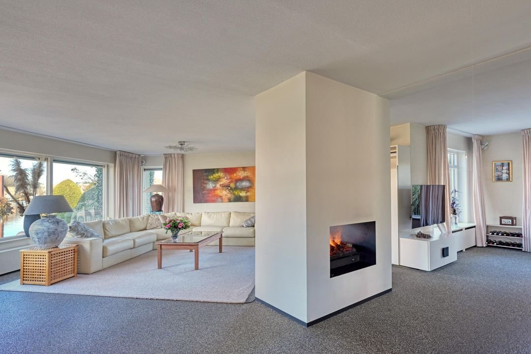 Villa in Steenbergen, North Brabant, Netherlands 2 - 17285425