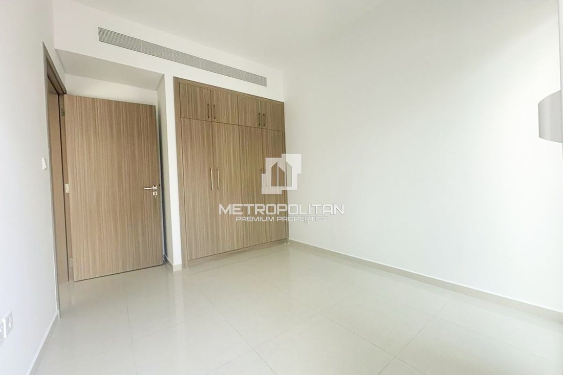 Townhouse in Damac Hills 2, Dubai, United Arab Emirates 4 - 17285917