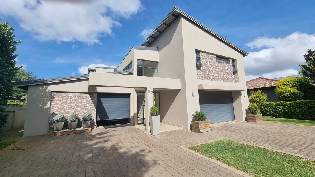 Country House in Silverwoods Country Estate, Gauteng, South Africa 1 - 17285883