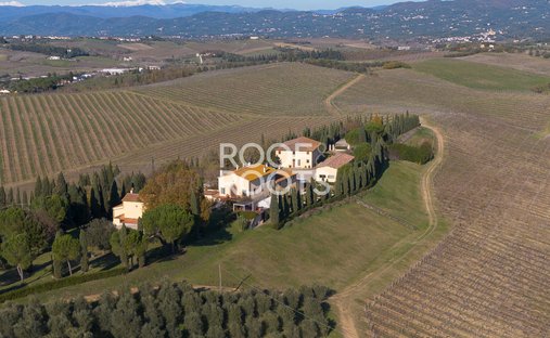 Villa in Center, Vinci, Tuscany 1