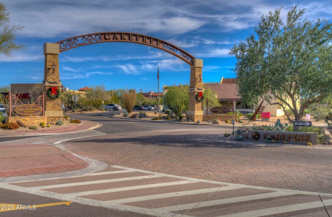 Land in Carefree, Arizona, United States 2 - 17285973