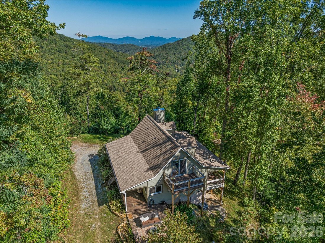 House in Candler, North Carolina, United States 5 - 16406926