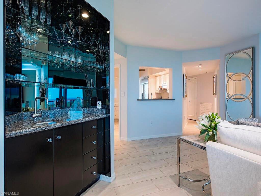 Condo in Naples, Florida, United States 5 - 16671644