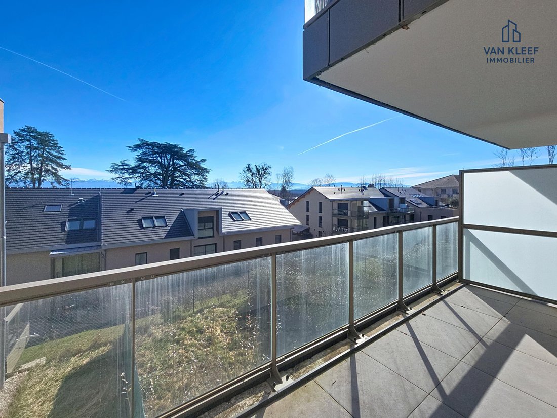Apartment in Divonne-les-Bains, Auvergne-Rhône-Alpes, France 1 - 17104071