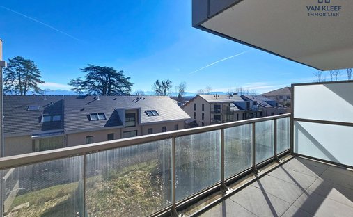 Wohnung in Divonne-les-Bains, Auvergne-Rhone-Alpen, Frankreich 1