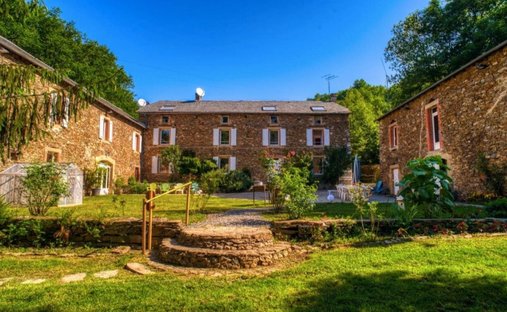House in Valence-d'Albigeois, Occitania, France 1